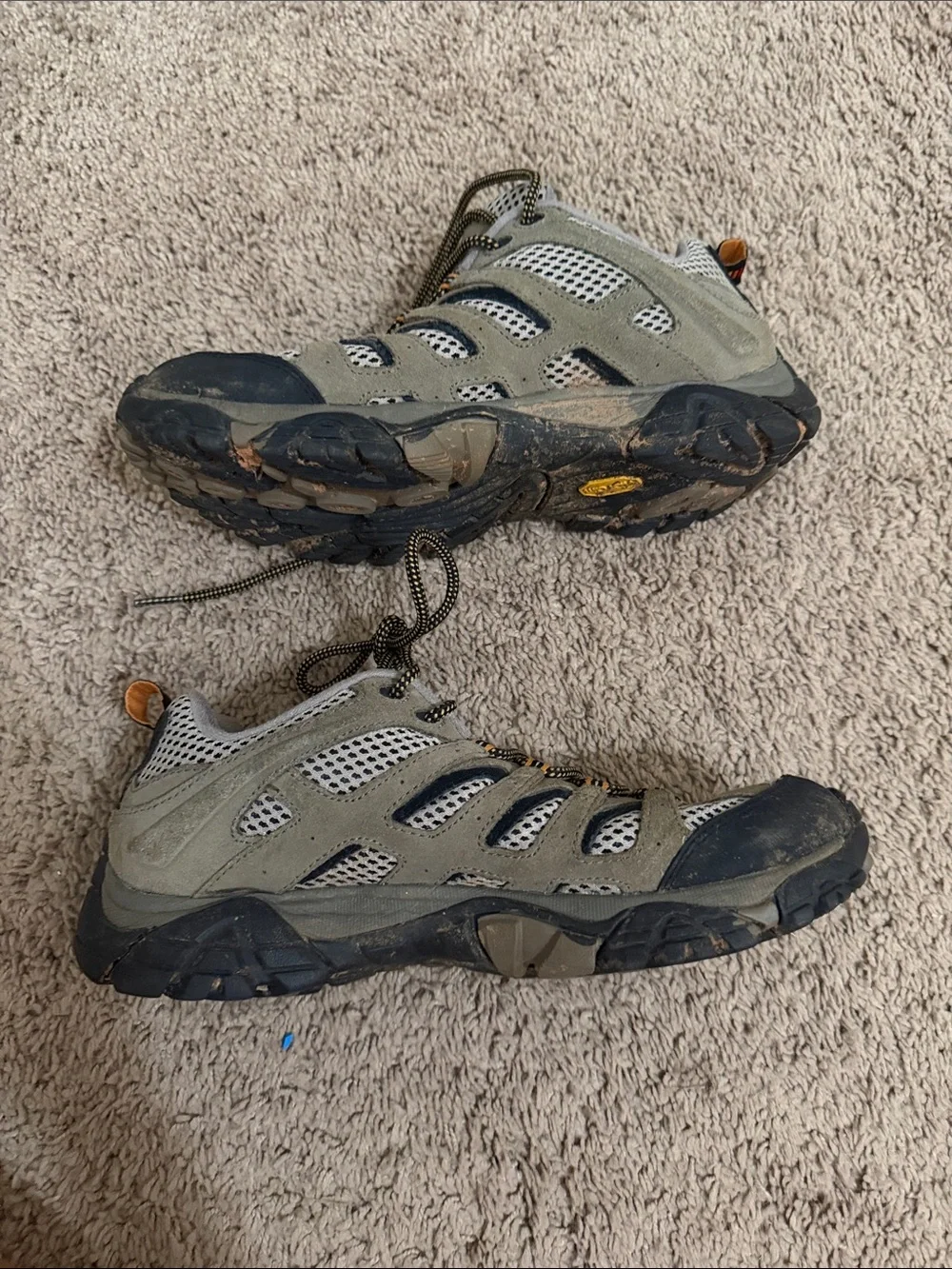 Merrell hiking boots size 8